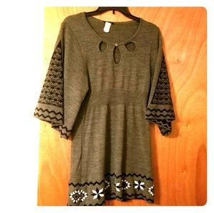 Venus Grey Sweater, Large